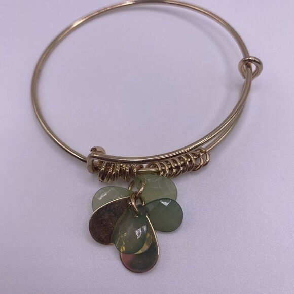 4/$20 Gold tone bangle with floating green beads - Picture 1 of 4
